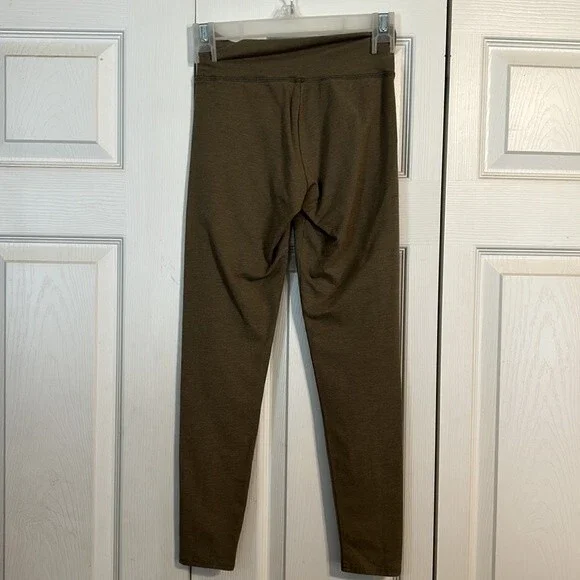 AERIE Size X-Small Short Olive Green Leggings Yoga Workout Athleisure Stretch - Picture 3 of 5